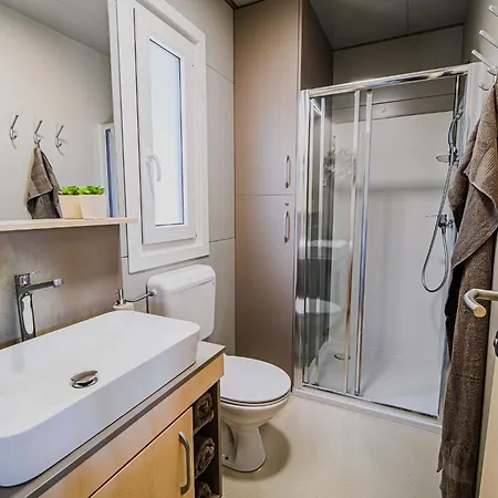 Three Bedroom Mobile * Mostec